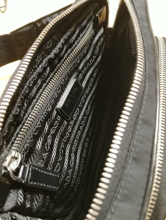 プラダ  （ブランドバッグ）の商品画像 - 査定依頼日：2026年1月27日 - 最高査定価格：175,000円