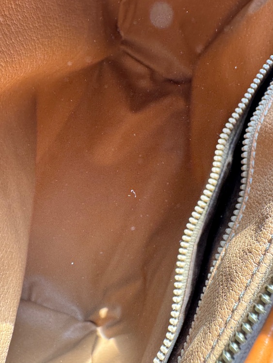 セリーヌ　ハンドバッグ（ブランドバッグ）の商品画像 - 査定依頼日：2025年12月2日 - 最高査定価格：30,000円