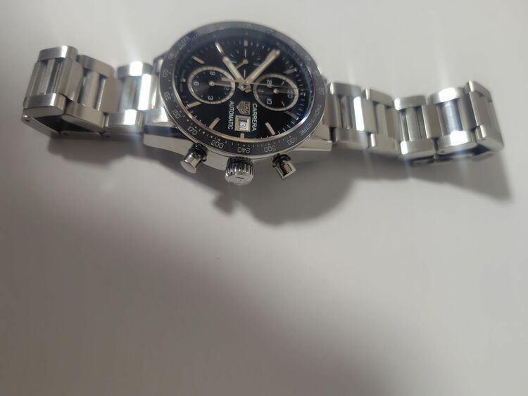 TAG HEUER クロノグラフ キャリバー16 ブラック（高級時計）の商品画像 - 査定依頼日：2025年10月31日 - 最高査定価格：210,000円