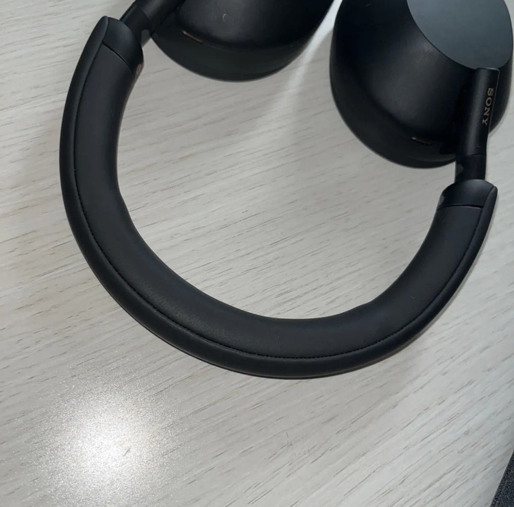 SONY wh-1000xm5（オーディオ・スピーカー）の商品画像 - 査定依頼日：2026年3月17日 - 最高査定価格：10,000円