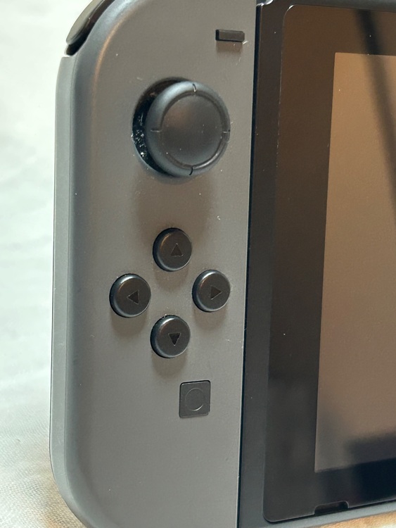 Nintendo Switch（ゲーム機本体・ゲームソフト）の商品画像 - 査定依頼日：2025年10月31日 - 最高査定価格：9,000円