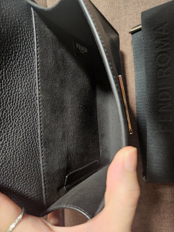 ダブルバゲット ショルダーバッグ（ブランドバッグ）の商品画像 - 査定依頼日：2026年1月16日 - 最高査定価格：140,000円