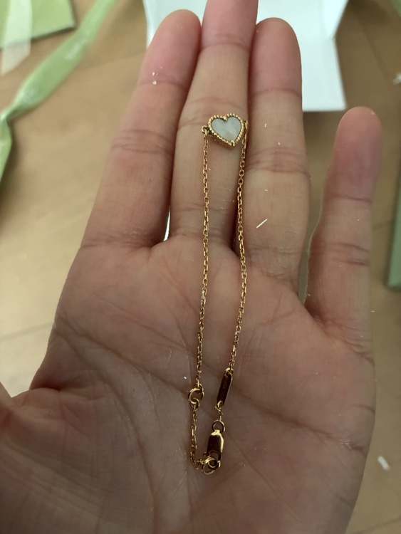 バンクリーフアーペル　ブレスレット（金・貴金属）の商品画像 - 査定依頼日：2026年6月7日 - 最高査定価格：200,000円