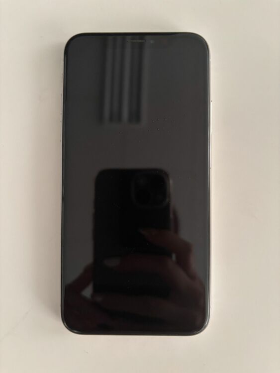 iphoneXホワイト64GB（スマホ）の商品画像 - 査定依頼日：2025年9月15日 - 最高査定価格：16,000円