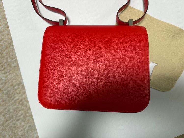 エルメス コンスタンス （ブランドバッグ）の商品画像 - 査定依頼日：2025年12月13日 - 最高査定価格：1,200,000円