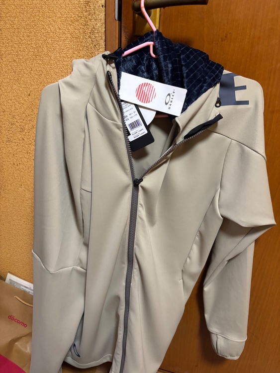 オ-クリ-パ-カ-（古着・ファッション）の商品画像 - 査定依頼日：2026年9月27日 - 最高査定価格：2,000円