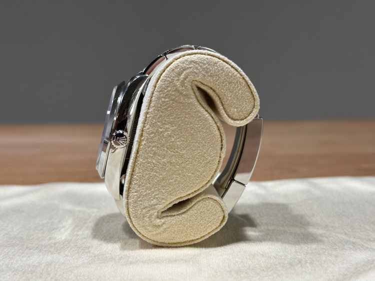 ロレックス エクスプローラー 12427（高級時計）の商品画像 - 査定依頼日：2025年8月1日 - 最高査定価格：1,150,000円