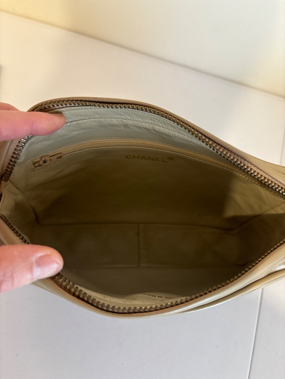 CHANEL タッセル付きチェーンショルダーバック（ブランドバッグ）の商品画像 - 査定依頼日：2026年3月16日 - 最高査定価格：110,000円