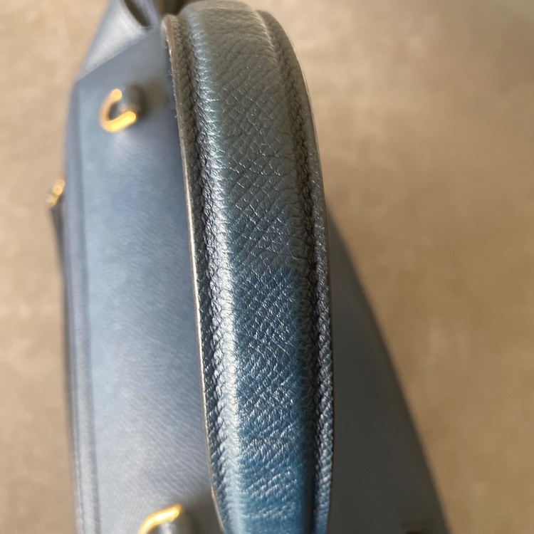 セリーヌ　ベルトバッグ（ブランドバッグ）の商品画像 - 査定依頼日：2025年9月18日 - 最高査定価格：80,000円