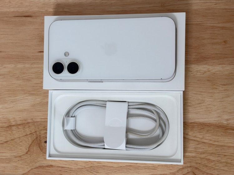 iPhone iPhone 17 512GB SIMフリー（スマホ）の商品画像 - 査定依頼日：2026年9月23日 - 最高査定価格：125,500円