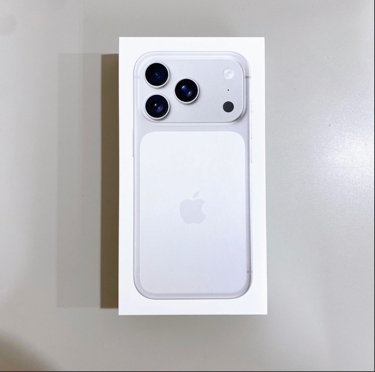 iPhone iPhone 17 Pro 256GB SIMフリー（スマホ）の商品画像 - 査定依頼日：2026年8月11日 - 最高査定価格：198,000円