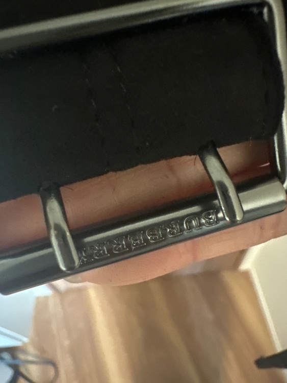 BURBERRY ファーコート（古着・ファッション）の商品画像 - 査定依頼日：2026年2月10日 - 最高査定価格：5,000円