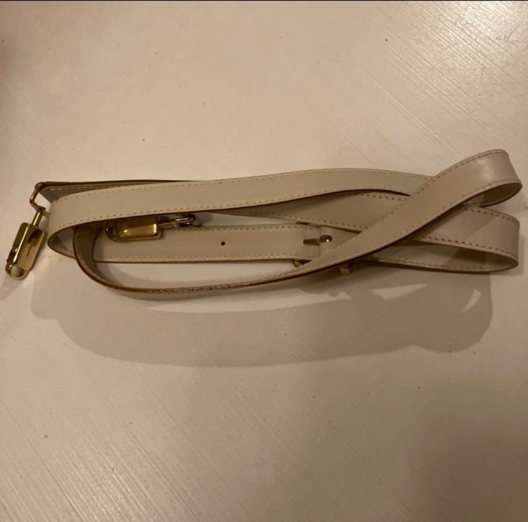 フェラガモ　ガンチーニ（ブランドバッグ）の商品画像 - 査定依頼日：2025年9月3日 - 最高査定価格：25,000円