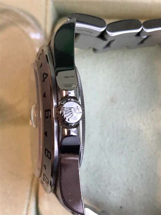 ロレックス エクスプローラー 1657（高級時計）の商品画像 - 査定依頼日：2025年2月22日 - 最高査定価格：1,100,000円