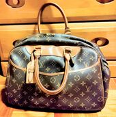 ドーヴィル（古着・ファッション）の商品画像 - 査定依頼日：2025年11月19日 - 最高査定価格：35,000円