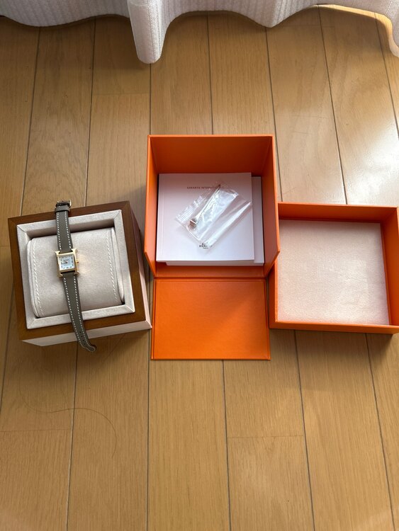 エルメス　HH102（ブランド財布・小物）の商品画像 - 査定依頼日：2025年1月8日 - 最高査定価格：150,000円