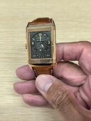 ジャガールクルト レベルソ デュオ ナイト&デイ シルバー×ブラック 270.2（高級時計）の商品画像 - 査定依頼日：2025年7月29日 - 最高査定価格：1,300,000円