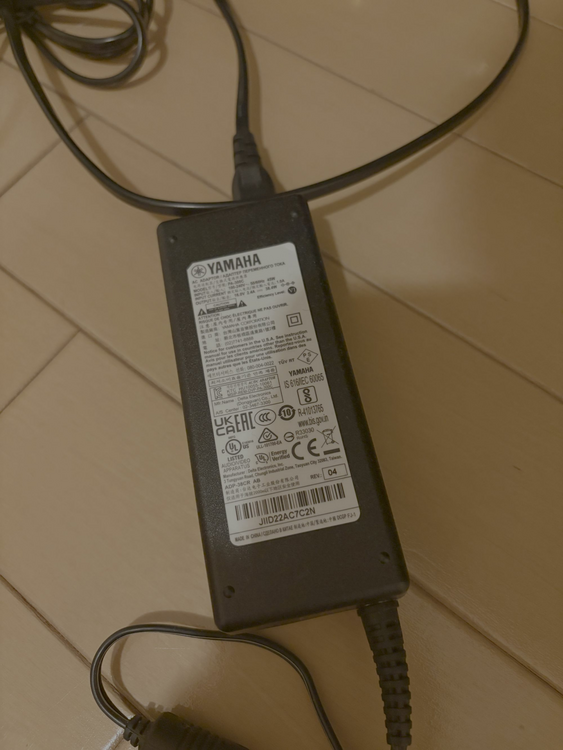 YDP-165R（ピアノ・楽器・PA機材）の商品画像 - 査定依頼日：2025年10月28日 - 最高査定価格：15,000円