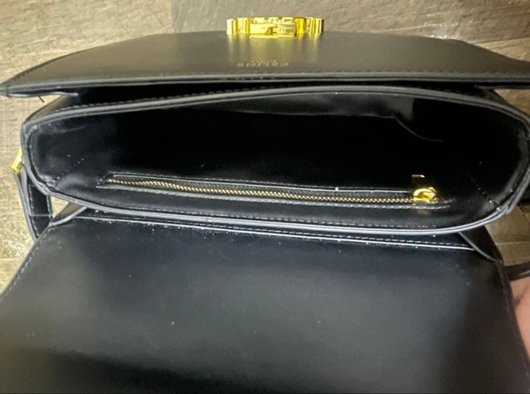 セリーヌ  （ブランドバッグ）の商品画像 - 査定依頼日：2025年11月23日 - 最高査定価格：230,000円