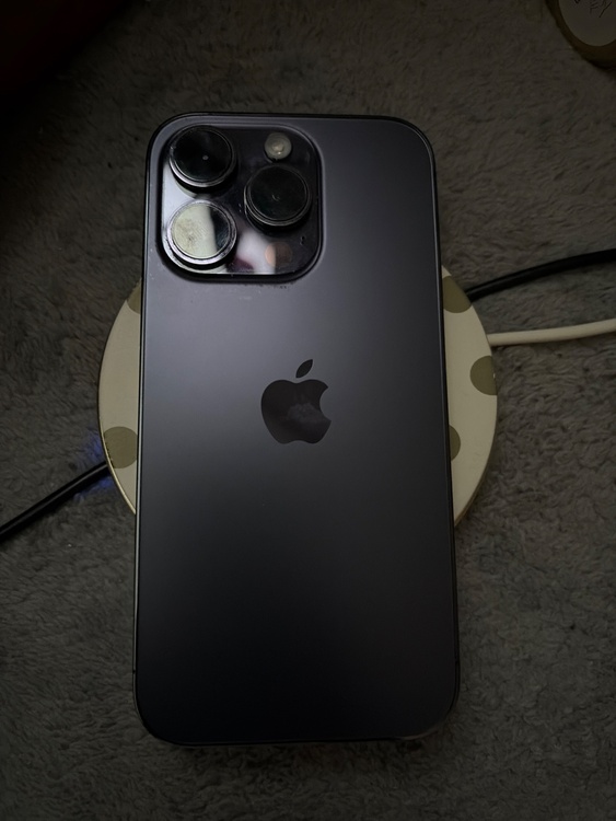 iPhone iPhone 14 Pro 128GB au（スマホ）の商品画像 - 査定依頼日：2026年6月30日 - 最高査定価格：61,000円