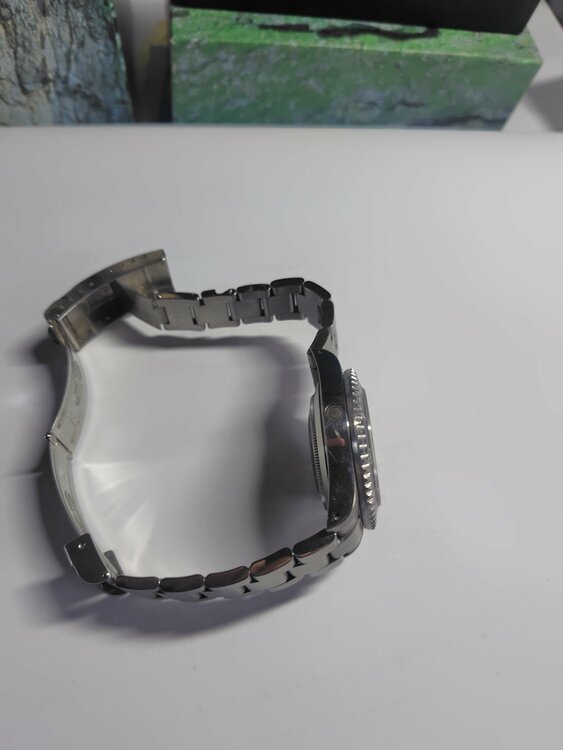 ロレックス シードゥエラー（高級時計）の商品画像 - 査定依頼日：2026年10月6日 - 最高査定価格：1,400,000円