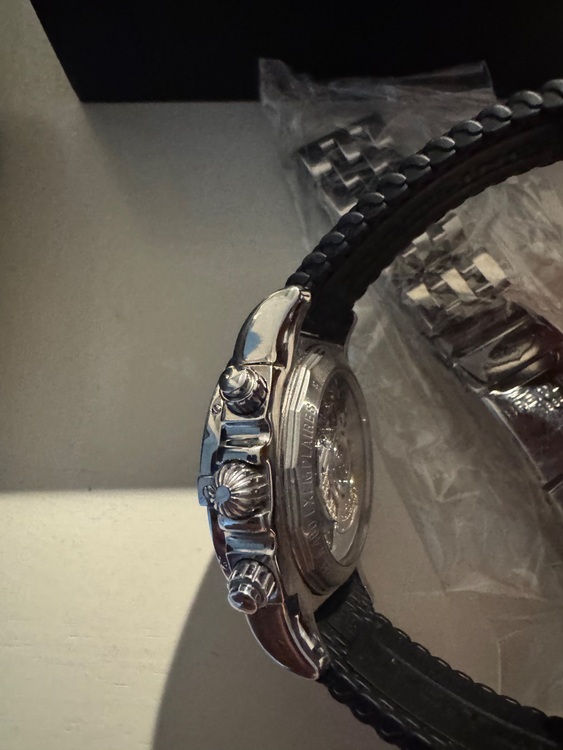 ブライトリング クロノマット W25042（高級時計）の商品画像 - 査定依頼日：2025年7月15日 - 最高査定価格：430,000円