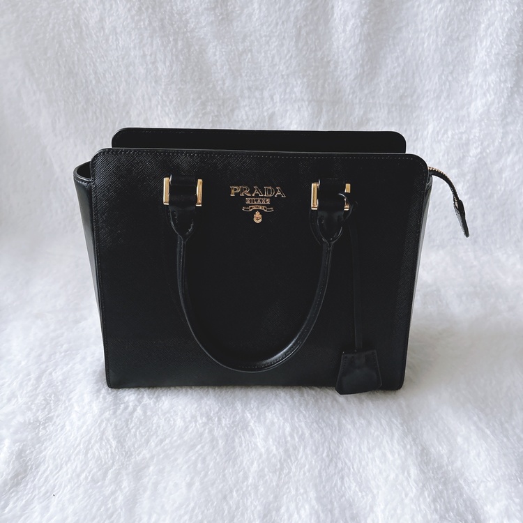 プラダ  （ブランドバッグ）の商品画像 - 査定依頼日：2026年1月15日 - 最高査定価格：200,000円