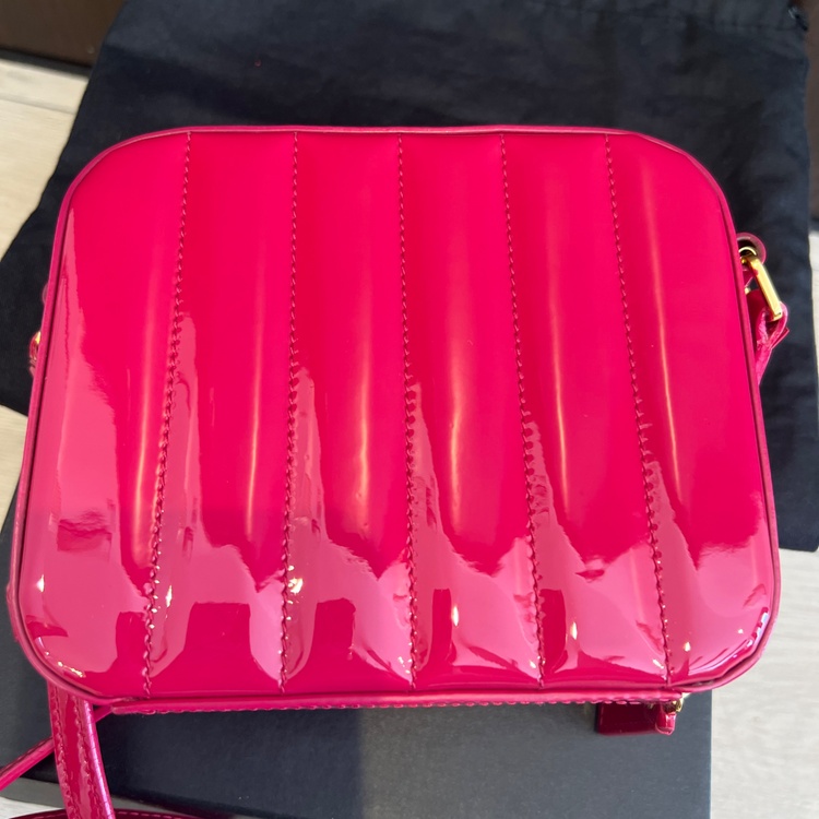 ヴィッキー（ブランドバッグ）の商品画像 - 査定依頼日：2026年2月17日 - 最高査定価格：88,000円