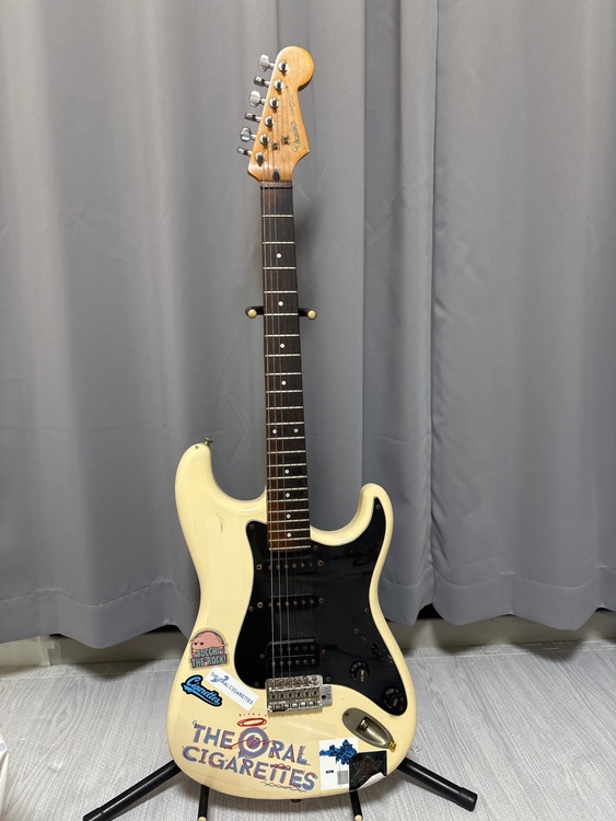 Fender Japan Stratocaster（ピアノ・楽器・PA機材）の商品画像 - 査定依頼日：2026年6月30日 - 最高査定価格：10,000円