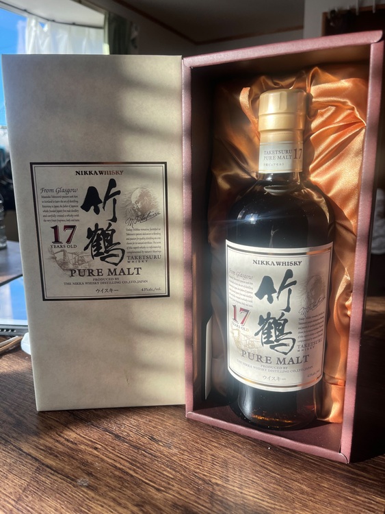 竹鶴17年（お酒）の商品画像 - 査定依頼日：2025年6月16日 - 最高査定価格：29,000円