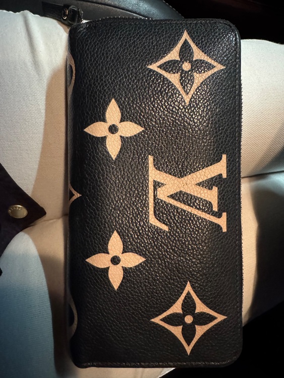 モノグラム　アンプラント（ブランド財布・小物）の商品画像 - 査定依頼日：2025年11月11日 - 最高査定価格：60,000円