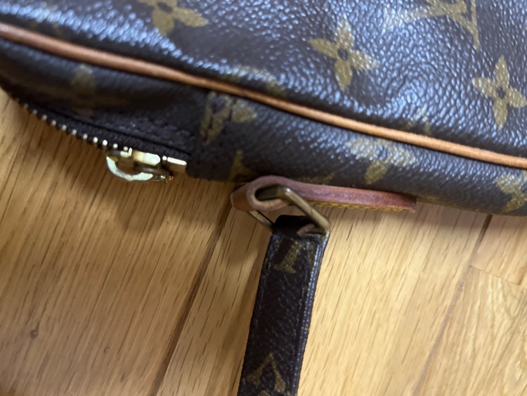 ルイヴィトン モノグラム （ブランドバッグ）の商品画像 - 査定依頼日：2025年11月4日 - 最高査定価格：22,000円