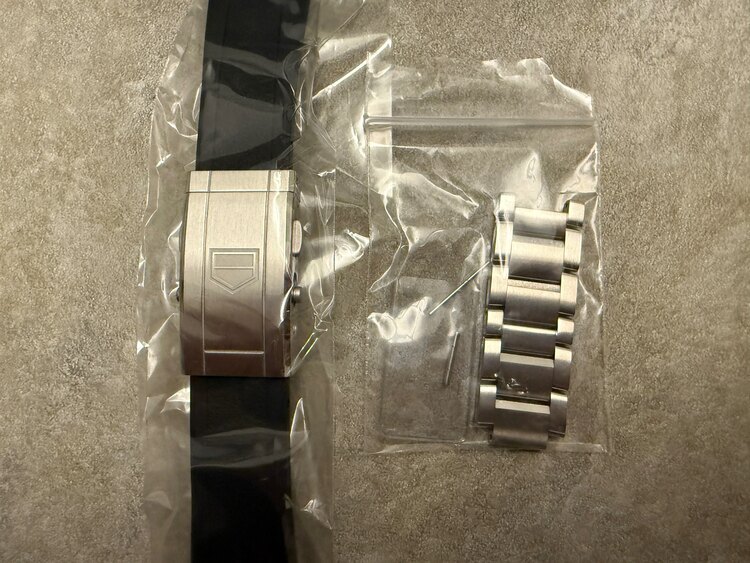 タグホイヤー アクアレーサー （高級時計）の商品画像 - 査定依頼日：2025年3月31日 - 最高査定価格：290,000円