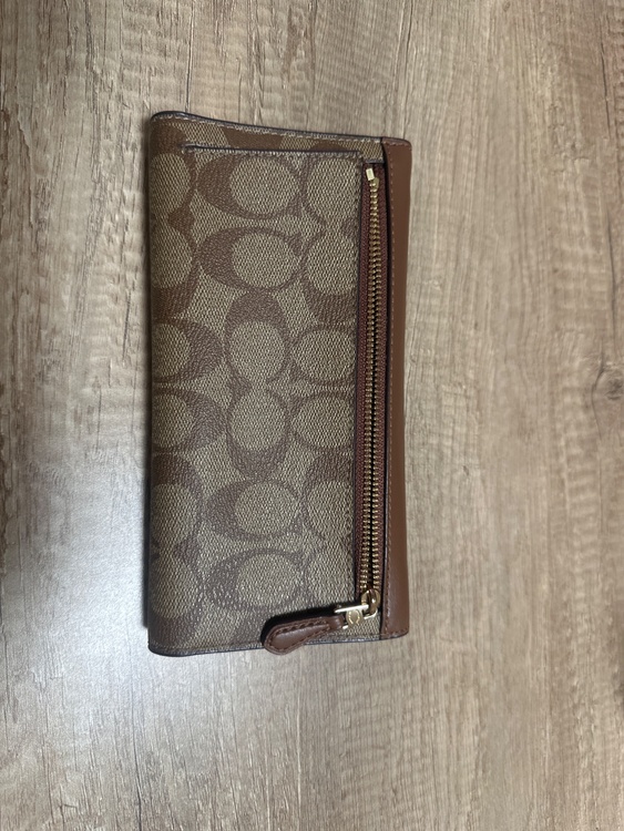 その他 コーチ （ブランドバッグ）の商品画像 - 査定依頼日：2026年4月22日 - 最高査定価格：1,500円