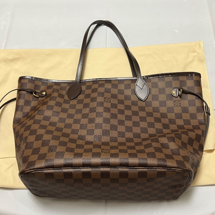 ルイヴィトン ダミエ （ブランドバッグ）の商品画像 - 査定依頼日：2025年6月27日 - 最高査定価格：200,000円
