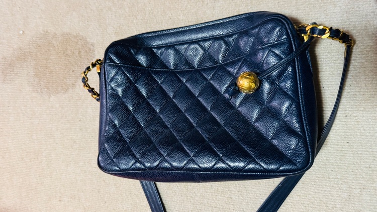 プラダ  （ブランドバッグ）の商品画像 - 査定依頼日：2025年12月3日 - 最高査定価格：270,000円