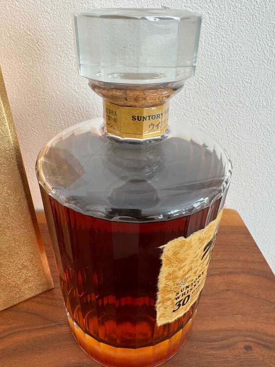 響30年 観音開き BOTTLE No.00435（お酒）の商品画像 - 査定依頼日：2025年1月11日 - 最高査定価格：700,000円