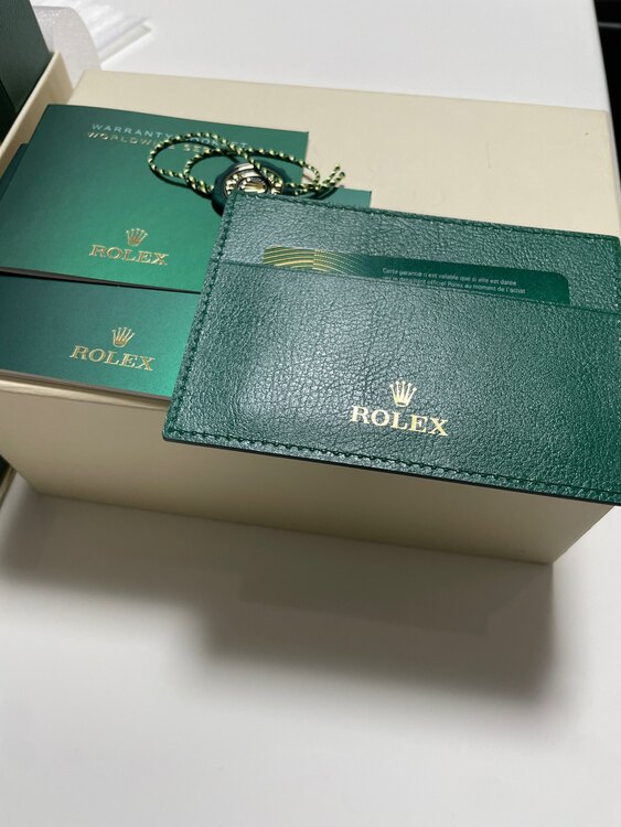 オイスターパーペチュアル（高級時計）の商品画像 - 査定依頼日：2025年4月1日 - 最高査定価格：1,600,000円