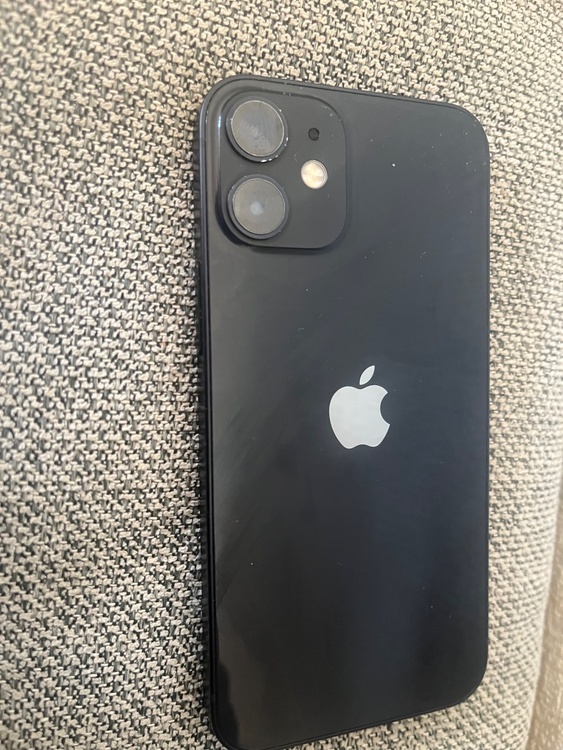 iPhone 12 mini 64GB SIMフリー（スマホ）の商品画像 - 査定依頼日：2026年2月14日 - 最高査定価格：9,000円