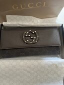 財布（ブランド財布・小物）の商品画像 - 査定依頼日：2025年5月7日 - 最高査定価格：4,000円