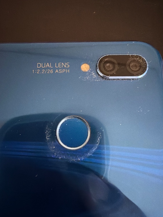 HUAWEI P20ライト（スマホ）の商品画像 - 査定依頼日：2026年8月3日 - 最高査定価格：100円