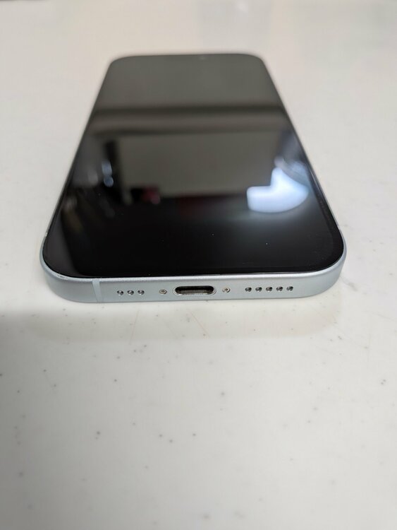 iPhone iPhone 15 128GB SIMフリー（スマホ）の商品画像 - 査定依頼日：2026年6月27日 - 最高査定価格：63,000円