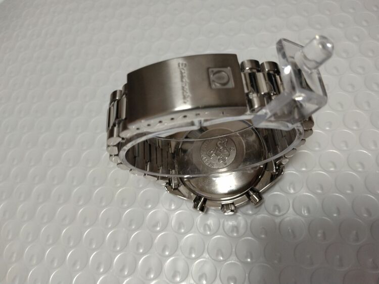 オメガスピードマスタートリプルカレンダー（高級時計）の商品画像 - 査定依頼日：2025年6月11日 - 最高査定価格：260,000円