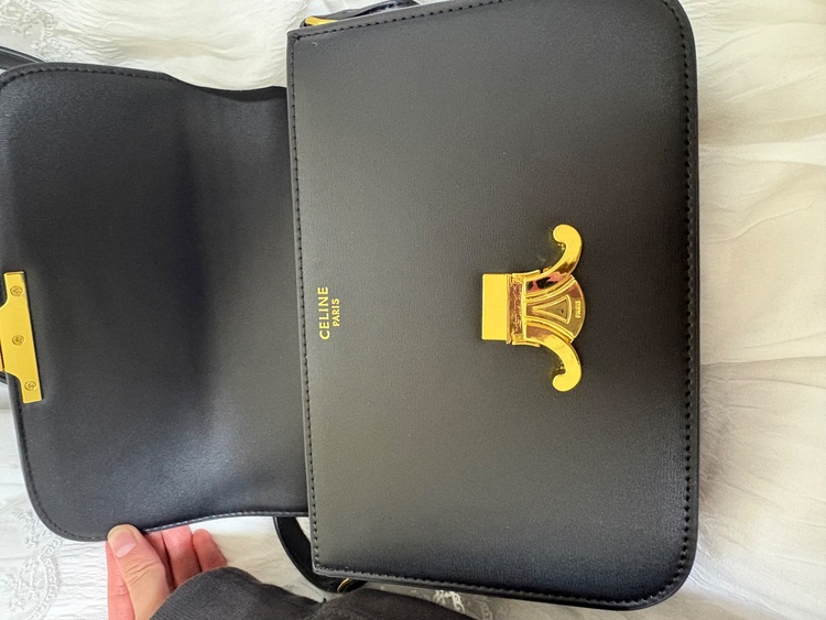 セリーヌ  （ブランドバッグ）の商品画像 - 査定依頼日：2026年1月25日 - 最高査定価格：225,000円