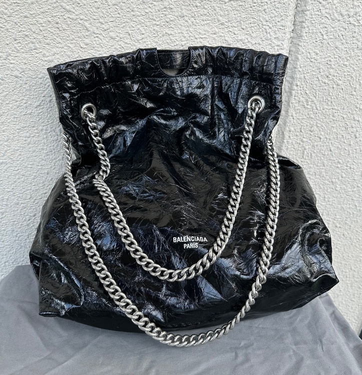 バレンシアガ  （ブランドバッグ）の商品画像 - 査定依頼日：2025年9月23日 - 最高査定価格：130,000円