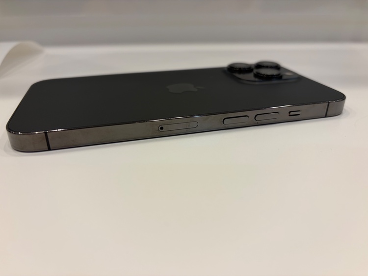 グラファイト（スマホ）の商品画像 - 査定依頼日：2026年4月28日 - 最高査定価格：55,000円