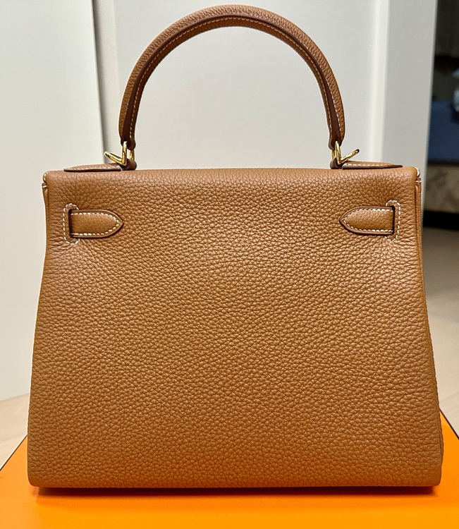 ケリー28（ブランドバッグ）の商品画像 - 査定依頼日：2025年10月25日 - 最高査定価格：3,300,000円