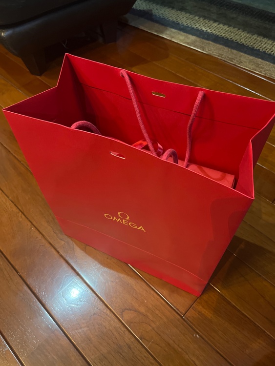 オメガ スピードマスター 310.32.42.50.02.00（高級時計）の商品画像 - 査定依頼日：2026年3月20日 - 最高査定価格：2,250,000円