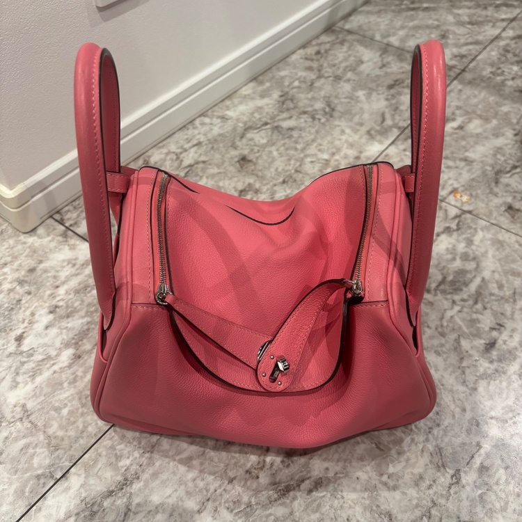 リンディ26（ブランドバッグ）の商品画像 - 査定依頼日：2026年1月14日 - 最高査定価格：550,000円