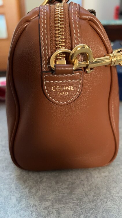 スモール ボストン / スムースカーフスキン（ブランドバッグ）の商品画像 - 査定依頼日：2025年2月9日 - 最高査定価格：200,000円